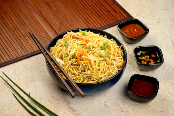 Veg Hakka Noodles